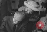 Standbild Gewinner und Verlierer der Zwischenwahlen 1958 United States USA, 1958, aus Sekunde 39 historischem Filmmaterial Videoclip 65675057795