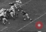 Immagine di Ivy League calcio Princeton New Jersey USA, 1960, secondo 59 filmato di repertorio 65675057802