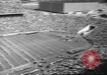Immagine di Partita di calcio Dallas Texas USA, 1960, secondo 4 filmato di repertorio 65675057804