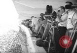Immagine di Partita di calcio Dallas Texas USA, 1960, secondo 10 filmato di repertorio 65675057804