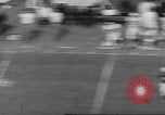 Immagine di Partita di calcio Dallas Texas USA, 1960, secondo 17 filmato di repertorio 65675057804