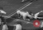 Immagine di Partita di calcio Dallas Texas USA, 1960, secondo 31 filmato di repertorio 65675057804