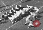 Immagine di Partita di calcio Dallas Texas USA, 1960, secondo 57 filmato di repertorio 65675057804