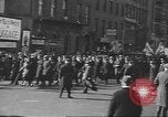 Standbild Abraham Lincoln Brigade begrüßte zu Hause New York City USA, 1938, aus Sekunde 25 historischem Filmmaterial Videoclip 65675057809