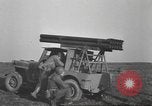 Standbild test Raketenwerfer Elsass Frankreich, 1944, aus Sekunde 15 historischem Filmmaterial Videoclip 65675057851
