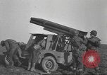 Standbild test Raketenwerfer Elsass Frankreich, 1944, aus Sekunde 20 historischem Filmmaterial Videoclip 65675057851