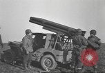 Standbild test Raketenwerfer Elsass Frankreich, 1944, aus Sekunde 25 historischem Filmmaterial Videoclip 65675057851