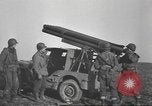 Standbild test Raketenwerfer Elsass Frankreich, 1944, aus Sekunde 27 historischem Filmmaterial Videoclip 65675057851