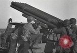 Standbild test Raketenwerfer Elsass Frankreich, 1944, aus Sekunde 46 historischem Filmmaterial Videoclip 65675057851