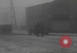 Standbild Schlacht in den Ardennen in Belgien während Zweiten Weltkrieg Belgien, 1945, aus Sekunde 13 historischem Filmmaterial Videoclip 65675057852