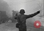Standbild Schlacht in den Ardennen in Belgien während Zweiten Weltkrieg Belgien, 1945, aus Sekunde 16 historischem Filmmaterial Videoclip 65675057852