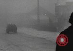 Standbild Schlacht in den Ardennen in Belgien während Zweiten Weltkrieg Belgien, 1945, aus Sekunde 21 historischem Filmmaterial Videoclip 65675057852