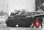 Standbild Schlacht in den Ardennen in Belgien während Zweiten Weltkrieg Belgien, 1945, aus Sekunde 32 historischem Filmmaterial Videoclip 65675057852