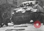 Standbild Schlacht in den Ardennen in Belgien während Zweiten Weltkrieg Belgien, 1945, aus Sekunde 38 historischem Filmmaterial Videoclip 65675057852