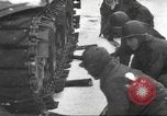 Standbild Schlacht in den Ardennen in Belgien während Zweiten Weltkrieg Belgien, 1945, aus Sekunde 44 historischem Filmmaterial Videoclip 65675057852