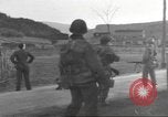 Image 8e Division d'infanterie Wurdinghausen Allemagne, 1945, de la seconde 10 séquences d'archives historiques vidéo 65675057853