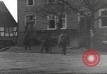Standbild 8th Infantry Division Wurdinghausen Deutschland, 1945, aus Sekunde 31 historischem Filmmaterial Videoclip 65675057854