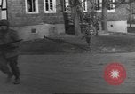 Standbild 8th Infantry Division Wurdinghausen Deutschland, 1945, aus Sekunde 34 historischem Filmmaterial Videoclip 65675057854