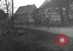 Standbild 8th Infantry Division Wurdinghausen Deutschland, 1945, aus Sekunde 53 historischem Filmmaterial Videoclip 65675057854