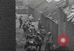 Standbild 35th Infantry Division Herne Deutschland, 1945, aus Sekunde 8 historischem Filmmaterial Videoclip 65675057856