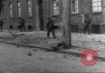 Standbild 35th Infantry Division Herne Deutschland, 1945, aus Sekunde 11 historischem Filmmaterial Videoclip 65675057856