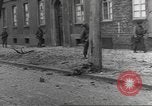 Standbild 35th Infantry Division Herne Deutschland, 1945, aus Sekunde 12 historischem Filmmaterial Videoclip 65675057856