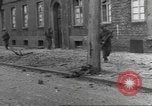 Standbild 35th Infantry Division Herne Deutschland, 1945, aus Sekunde 13 historischem Filmmaterial Videoclip 65675057856