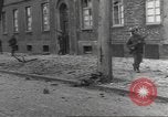 Standbild 35th Infantry Division Herne Deutschland, 1945, aus Sekunde 14 historischem Filmmaterial Videoclip 65675057856