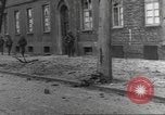 Standbild 35th Infantry Division Herne Deutschland, 1945, aus Sekunde 16 historischem Filmmaterial Videoclip 65675057856