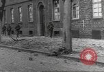 Standbild 35th Infantry Division Herne Deutschland, 1945, aus Sekunde 17 historischem Filmmaterial Videoclip 65675057856