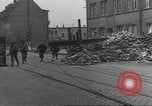 Standbild 35th Infantry Division Herne Deutschland, 1945, aus Sekunde 42 historischem Filmmaterial Videoclip 65675057856