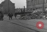 Standbild 35th Infantry Division Herne Deutschland, 1945, aus Sekunde 43 historischem Filmmaterial Videoclip 65675057856