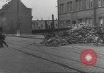 Standbild 35th Infantry Division Herne Deutschland, 1945, aus Sekunde 45 historischem Filmmaterial Videoclip 65675057856