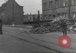 Standbild 35th Infantry Division Herne Deutschland, 1945, aus Sekunde 46 historischem Filmmaterial Videoclip 65675057856