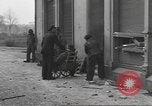 Standbild 35th Infantry Division Herne Deutschland, 1945, aus Sekunde 52 historischem Filmmaterial Videoclip 65675057856