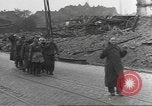 Standbild 35th Infantry Division Herne Deutschland, 1945, aus Sekunde 6 historischem Filmmaterial Videoclip 65675057857