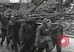 Standbild 35th Infantry Division Herne Deutschland, 1945, aus Sekunde 13 historischem Filmmaterial Videoclip 65675057857