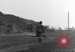 Standbild 35th Infantry Division Herne Deutschland, 1945, aus Sekunde 40 historischem Filmmaterial Videoclip 65675057857