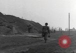 Standbild 35th Infantry Division Herne Deutschland, 1945, aus Sekunde 41 historischem Filmmaterial Videoclip 65675057857