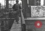 Standbild 35th Infantry Division Herne Deutschland, 1945, aus Sekunde 43 historischem Filmmaterial Videoclip 65675057857