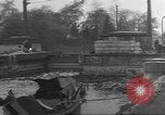 Standbild 35th Infantry Division Herne Deutschland, 1945, aus Sekunde 58 historischem Filmmaterial Videoclip 65675057857