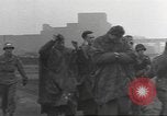 Standbild 35th Infantry Division Herne Deutschland, 1945, aus Sekunde 25 historischem Filmmaterial Videoclip 65675057858