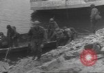Standbild 35th Infantry Division Herne Deutschland, 1945, aus Sekunde 31 historischem Filmmaterial Videoclip 65675057858
