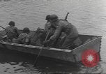 Standbild 35th Infantry Division Herne Deutschland, 1945, aus Sekunde 35 historischem Filmmaterial Videoclip 65675057858