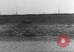 Standbild 35th Infantry Division Herne Deutschland, 1945, aus Sekunde 55 historischem Filmmaterial Videoclip 65675057858