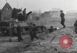Standbild 35th Infantry Division Herne Deutschland, 1945, aus Sekunde 10 historischem Filmmaterial Videoclip 65675057859