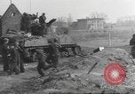 Standbild 35th Infantry Division Herne Deutschland, 1945, aus Sekunde 12 historischem Filmmaterial Videoclip 65675057859