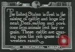 Immagine di Confezionamento della carne United States USA, 1922, secondo 27 filmato di repertorio 65675057876