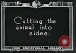 Standbild Meat Packing industry United States USA, 1922, aus Sekunde 47 historischem Filmmaterial Videoclip 65675057881