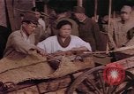 Standbild Markt Japan, 1946, aus Sekunde 19 historischem Filmmaterial Videoclip 65675057893